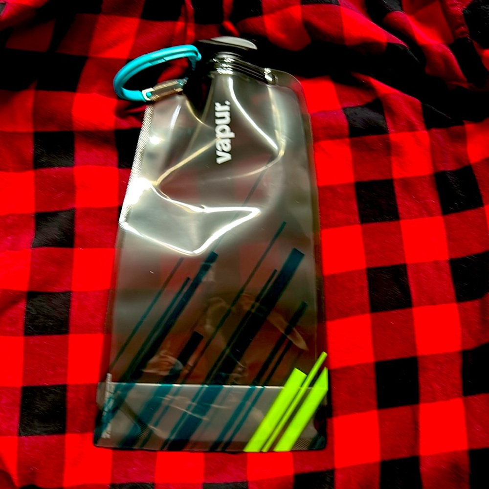 Vapur foldable water bottle nwot